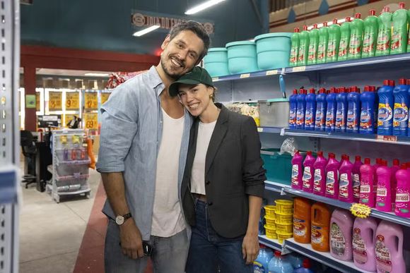 2025: com o mesmo visual de 'Vale Tudo', Alice Wegmann gravou o especial 'Encantados'