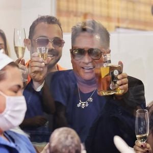 Virginia compartilhou várias fotos ao lado do ex-sogro, Leonardo: 'Realmente meu amor por você continua o mesmo e continuo aqui te desejando as melhores coisas do mundo'