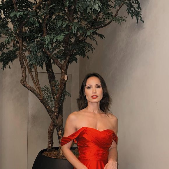 Paola Rodrigues disse que a suposta ladra ‘está fazendo um reality show nesse momento’, o que fez os apresentadores concluírem que se trata de Gracyanne Barbosa