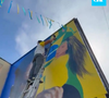 Virgínia Fonseca foi apagada de um mural da Copa do Mundo ao lado de Vini Jr. após o término do casal. Artista explicou decisão e enquete nas redes definiu retirada da influenciadora