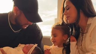 Bruna Biancardi e Neymar mostram vídeo do 1º encontro das filhas e atitude de Mavie impressiona: 'Iluminada'