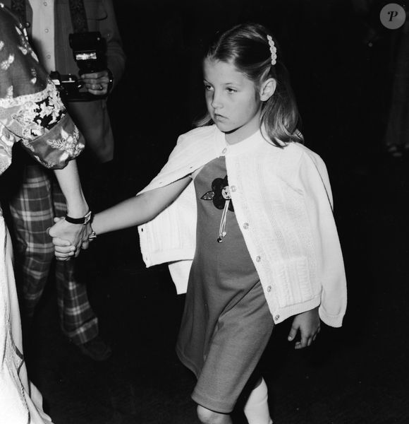 'Ele está sufocado no tapete': revelação da morte do Rei do Rock veio por telefone — e da própria filha, com apenas 9 anos