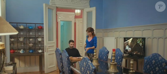 Raif deixa Ceyda ficar com as joias de sua mãe, Fazilet, na novela 'Força de Mulher', capítulo de 22 de maio de 2025, quinta-feira