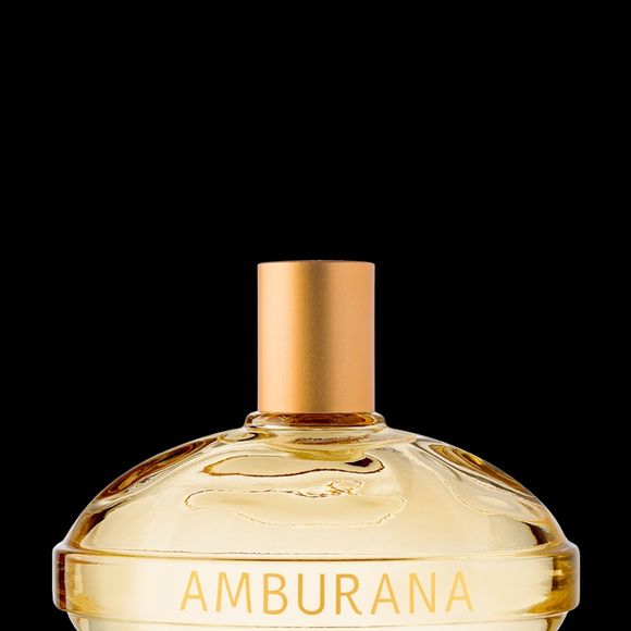 O perfume Amburana combina com o hit 'Hips don't Lie', da Shakira