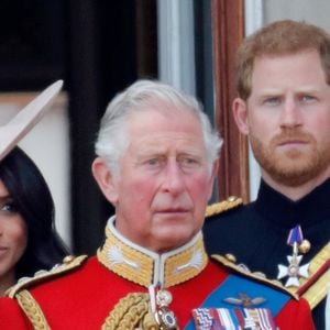 De acordo com a BBC, a mudança de Harry e Meghan não representa um retorno às funções oficiais da monarquia. O casal continuará como membro não atuante da família real britânica, sem funções oficiais