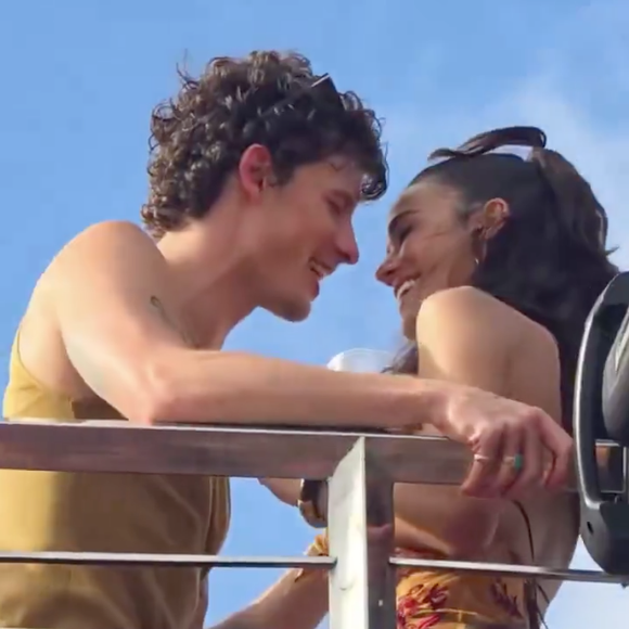 Segundo uma leitura labial feita por fãs, Shawn Mendes teria feito uma declaração de amor para Bruna Marquezine