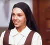 Joyce da novela 'História de Amor', Carla Marins estudou em colégio de freiras; em 'O Mapa da Mina', sua personagem, Elisa, deixava o convento perto de se tornar freira
