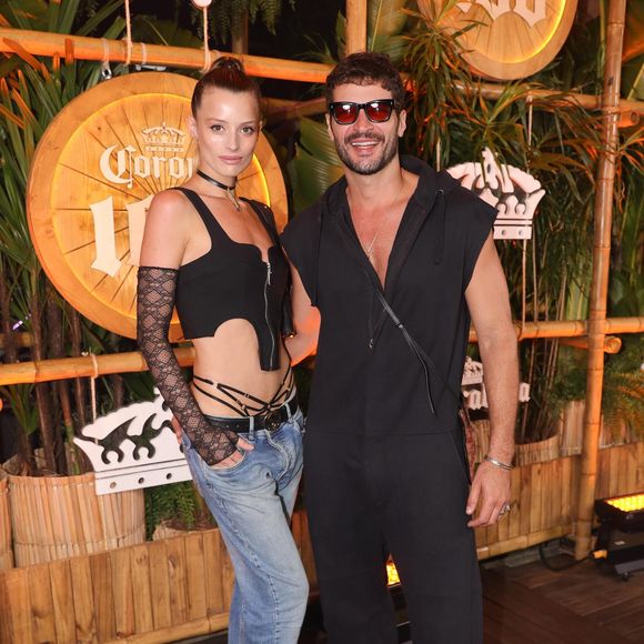 Show da Lady Gaga no Rio: quer estilo em casal? O ator Leandro Lima e a esposa apareceram muito fashionistas no evento