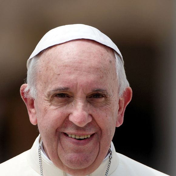 Pesquisa revela que carisma de Papa Francisco segue como referência entre católicos da América Latina, mesmo após o início do pontificado de Leão XIV