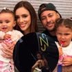 Luxo na Copa! Bruna Biancardi embarca com os filhos de Neymar em jatinho personalizado do craque e detalhes roubam a cena