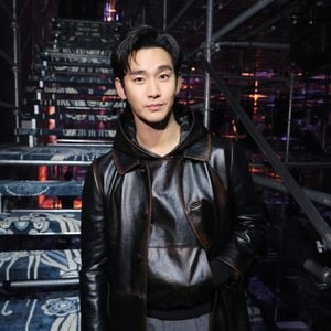 Kim Soo-hyun foi multado pelo fim abrupto da parceria com a marca, em decorrência das polêmicas com a morte de Kim Sae-ron