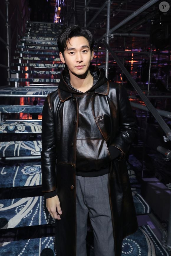 Kim Soo-hyun foi multado pelo fim abrupto da parceria com a marca, em decorrência das polêmicas com a morte de Kim Sae-ron