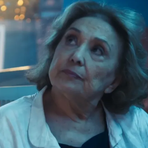 O último papel de Eva foi Drª. Petra em 'O Tempo Não Para' (2018 - TV Globo).