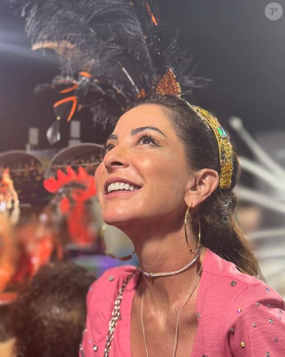 Ana Paula Padrão está curtindo o seu Carnaval com tudo o que tem direito
