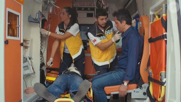 Bahar, Hatice e Sarp sofreram acidente na novela 'Força de Mulher', passando por cirurgia de emergência