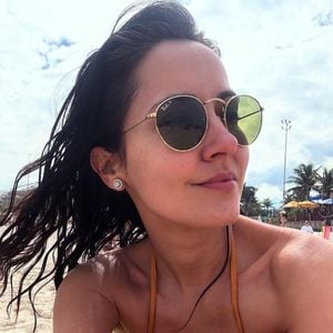 Maytê Piragibe relata, que nos primeiros anos, Marlos Cruz foi um pai ‘participativo e amoroso’. ‘Pai fora da curva’, ela define