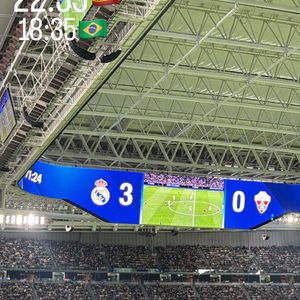 O Real Madrid de Vini Jr. goleou o time adversário