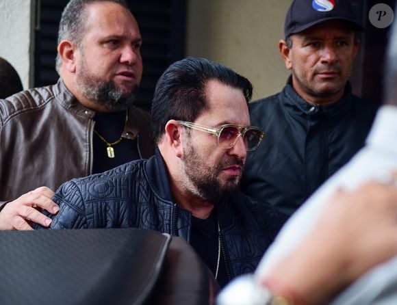 Corpo de Rick foi velado por Marrone: parceiro de Bruno não segurou o choro e as lágrimas, emocionado