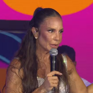 Ivete Sangalo se apresentou no ‘BBB 26’, em seu primeiro show após passar por uma cirurgia para corrigir uma fratura na face