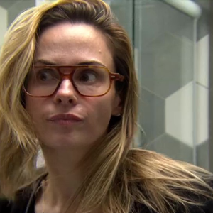 Barrada da festa do ‘BBB 26’, Ana Paula Renault não faz desafio e escolhe dormir