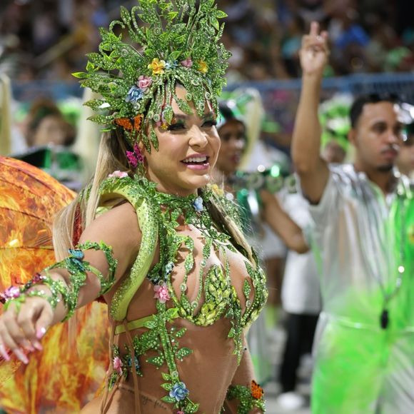 Carnaval 2025 do Rio: Fabíola de Andrade desfila pela Mocidade Independente em 4 de março de 2025