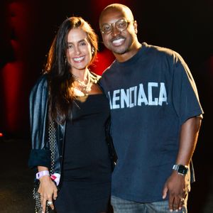Carol Peixinho e Thiaguinho sobre gravidez: ‘Prontos pra viver o maior amor do mundo! Nosso amor transbordou e agora somos 3!’
