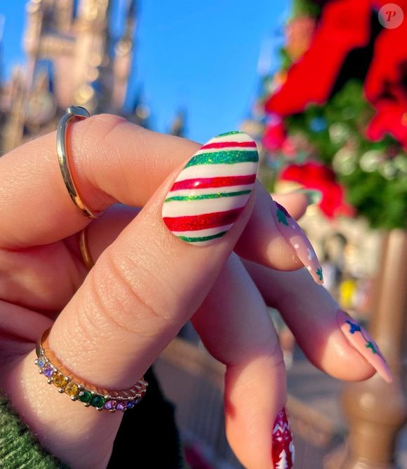 Unhas para Natal: verde e vermelho em nail art são as cores queridinhas na data festiva