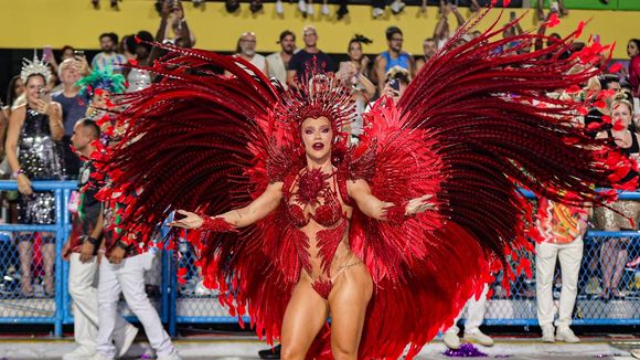 Virgínia pode fazer a Grande Rio perder pontos preciosos na apuração do Carnaval 2026 do RJ por imprevistos com tapa-sexo e costeiro de 12kg?