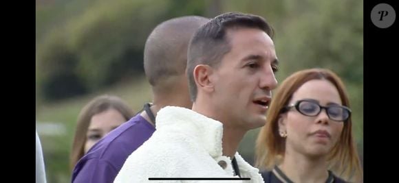 Luiz Mesquita se revolta com sujeira no banheiro e reclama em 'A Fazenda'