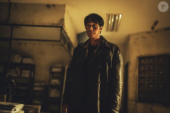 'Sem Piedade': um ex-gângster volta ao submundo do crime para vingar o assassinato do irmão, desencadeando uma guerra brutal entre facções em Seul