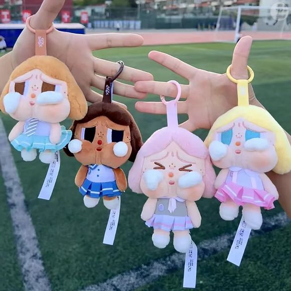 Pingente para bolsas cry babies vira febre entre fashionistas