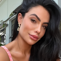 O que aconteceu com Aline Mineiro? Ex-Panicat se manifesta após briga de condomínio terminar com internação de um jovem: 'Fui vítima, juntamente com minha mãe, de tentativa de agressão física'