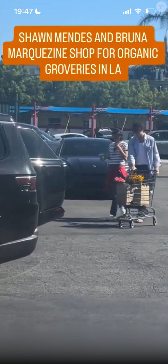 Bruna Marquezine e Shawn Mendes são flagrados juntos em supermercado em Los Angeles e vídeo viraliza