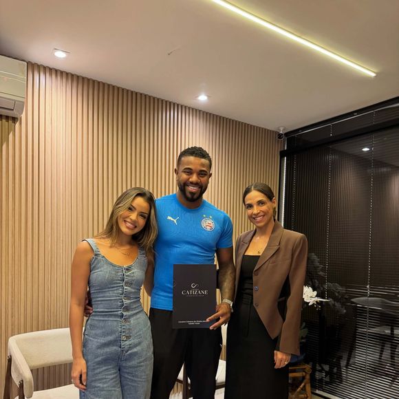 O casamento de Davi Brito e Emilly Araújo virou assunto nas redes sociais poucas horas após o anúncio da união. Uma influenciadora levantou uma possível polêmica envolvendo o campeão do BBB 24