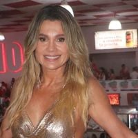 Dieta simples com vinho, doces e até pizza: esse é o cardápio de Flávia Alessandra, estreante no Carnaval, para manter o corpo impecável aos 50 anos