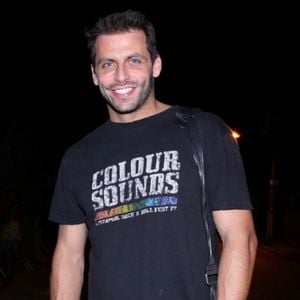 Henri Castelli mudou sua beleza ao longo dos anos: ator tem cerca de 20 trabalhos entre novelas, folhetins