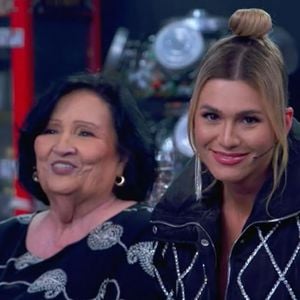 Nos bastidores do carnaval, a apresentadora Lívia Andrade é apontada como a principal candidata para assumir o posto de rainha de bateria da Unidos da Tijuca.