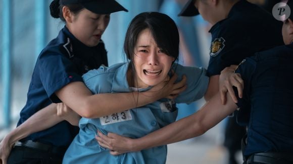 'A Lição': uma mulher retorna para a vida de seus agressores do ensino médio e arma um plano implacável de vingança para que todos paguem