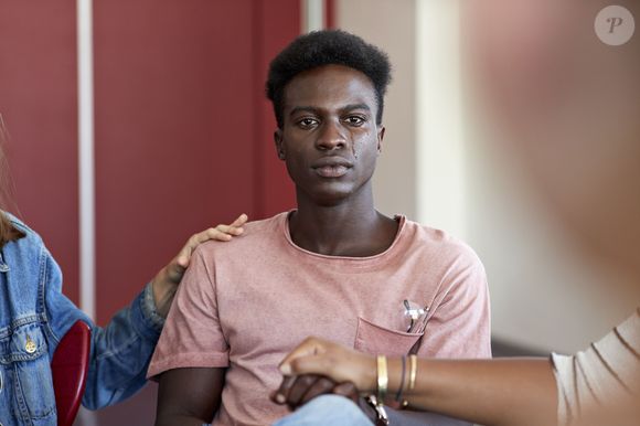 Conflito com a raiva: os homens da geração atual tem mais facilidade para lidar com sentimento, diferentemente dos homens mais velhos