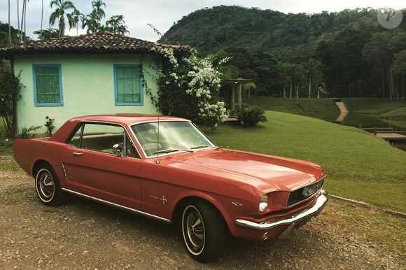 William Bonner também já foi dono de um carro 65 vermelho
