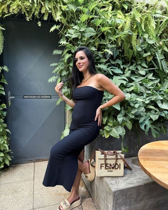 Conforme o Portal Leo Dias informou, Bruna Biancardi vai montar o enxoval da filha Mel.
