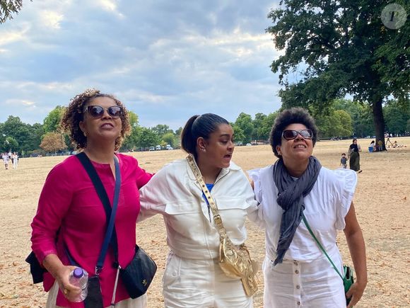 Fotos mostram momentos íntimos das irmãs Preta Gil e Nara Gil juntas