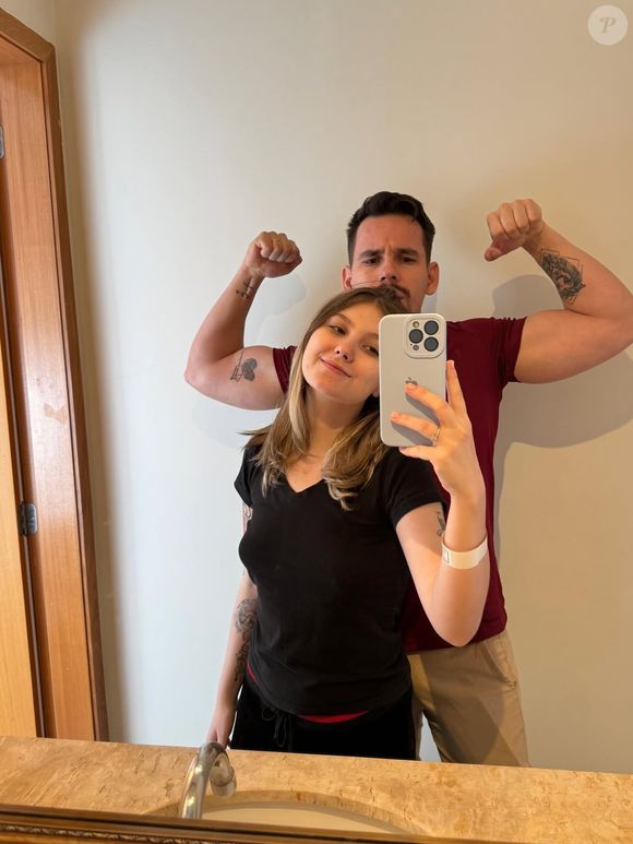 Viúvo de Isabel Veloso fez promessa ao filho após a morte da mulher: 'Prometo ser abrigo, cuidado e presença em cada fase da sua vida'