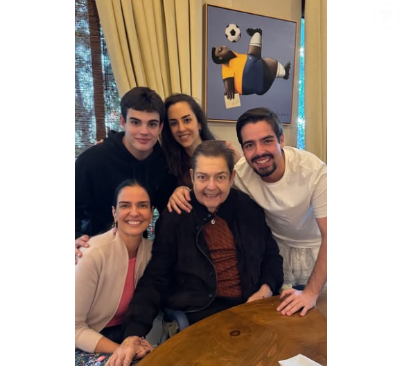 Luciana Cardoso, esposa do Faustão, celebra os 76 anos dele com ostagem no Instagram