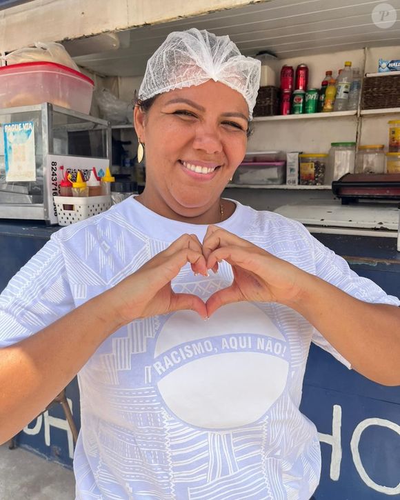 Hoje influenciadora, Mani Reggo trabalhava em uma barraquinha de lanche em Salvador
