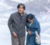 Bati 'Pousando no Amor' e 'Rainha das Lágrimas' no liquidificador e o resultado foi o melhor dorama de romance da história da Netflix
