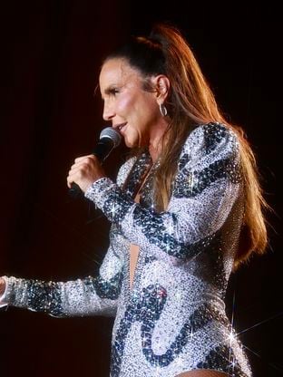 Ivete Sangalo faz declaração para Preta Gil no Réveillon de Copacabana. Veja!