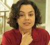 Na novela 'História de Amor', Joyce fala com Rafaela que ela e Bruno são apenas bons amigos.