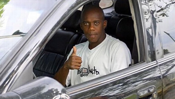 Ex-Corinthians, Régis Pitbull construiu uma carreira de destaque no futebol antes de enfrentar uma longa batalha contra o crack e a dependência química