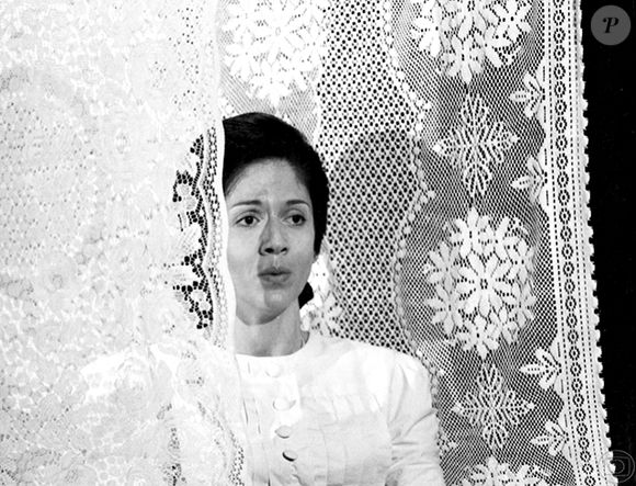 Yoná Magalhães em no Caso Especial 'Fogo Morto', exibido pela Globo.